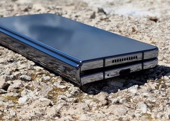 Bản lề màn hình của Galaxy Z Fold5 sẽ mỏng và bền hơn so với thế hệ trước