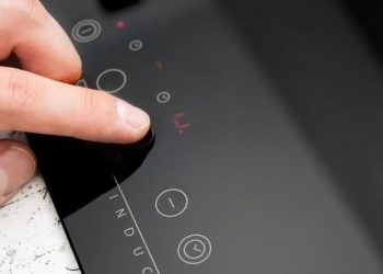 Nguyên nhân khiến bếp từ báo lỗi H và cách khắc phục?