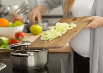 Có nên rút điện bếp từ ngay sau khi sử dụng hay không?