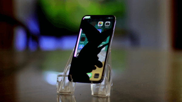 màn hình iphone bị chảy mực