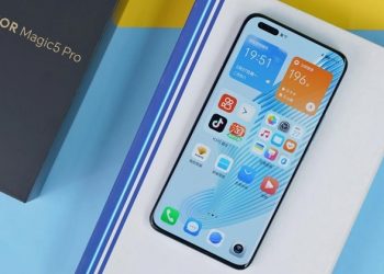 Trên tay Honor Magic5 Pro: Cụm camera ấn tượng, cấu hình mạnh mẽ