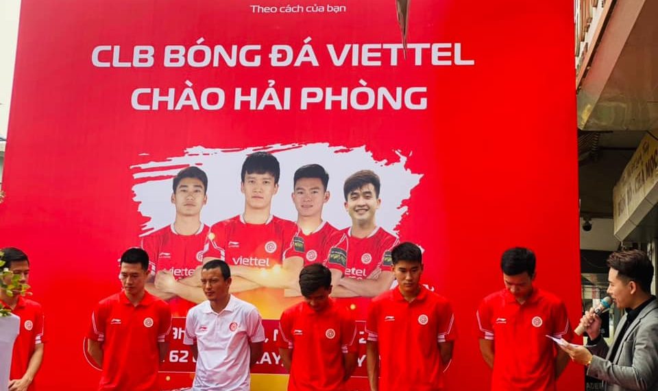 Sáng nay, Viettel FC giao lưu cùng khán giả Hải Phòng tại Viettel Store
