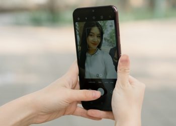 Có nên mua Galaxy A14 4G với thiết kế hiện đại, hiệu năng ổn định, viên pin lớn và cụm camera ấn tượng?