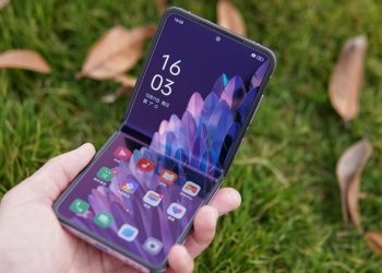 Điện thoại gập nhưng lại không có nếp gập, OPPO đã làm gì để tối ưu hoá vết hằn màn hình?
