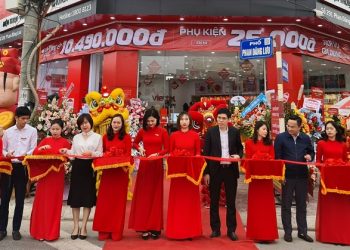 Tưng bừng khai trương siêu thị Viettel Store tại Đà Nẵng – Smartphone giảm đến 11 triệu, dịch vụ giảm tới 50%, phụ kiện giá chỉ từ 25 ngàn