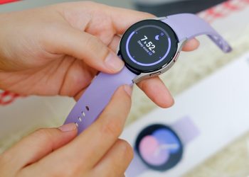 Ngày của mẹ đến gần, thật ý nghĩa để tặng mẹ Galaxy Watch5, món quà sức khỏe đầy ý nghĩa