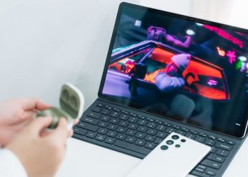 Chương trình ưu đãi CRM 3 triệu đồng dành cho người dùng khi mua Galaxy Tab S8 Wi-Fi
