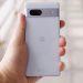 Trên tay Google Pixel 7a: Chụp ảnh siêu nét, sạc không dây, giá cực hời
