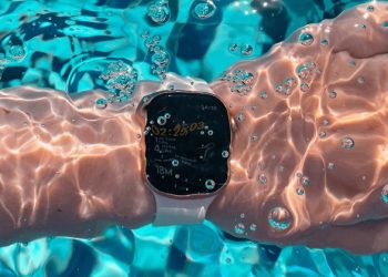Apple Watch Series 8 có chống nước không?