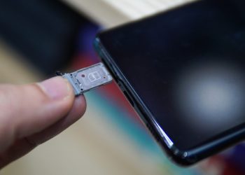 Hướng dẫn cách lấy sim Samsung với thao tác đơn giản và đúng cách