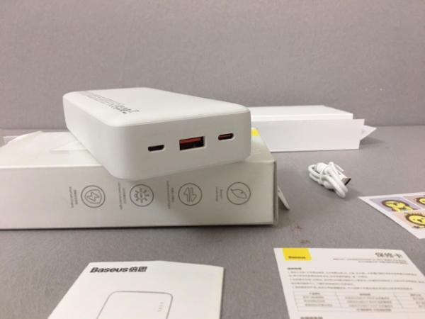 Sử dụng một thiết bị PIN sạc dự phòng phù hợp để thay thế.