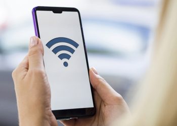 Tìm hiểu hiện tượng wifi không hiện tên trên điện thoại hay laptop?