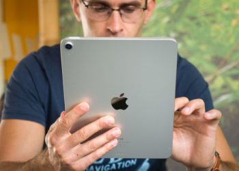 Khắc phục hiện tượng iPad bị tắt nguồn không mở lên được