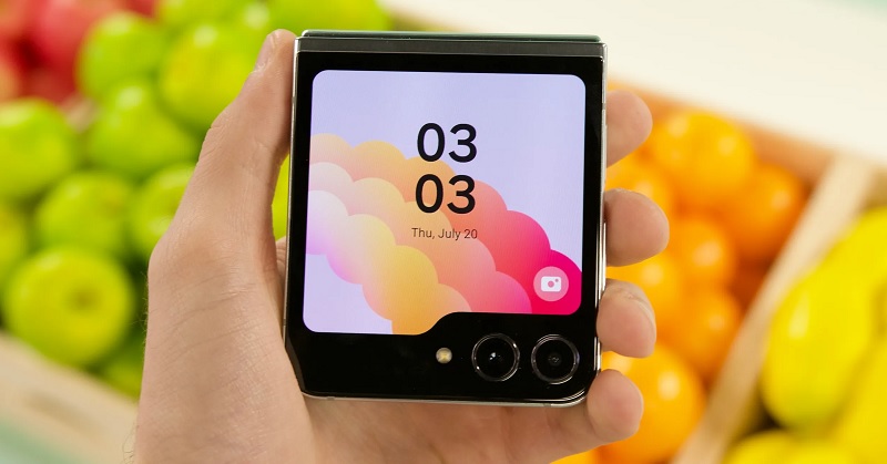 Đánh giá Galaxy Z Flip5: Thiết kế không có nhiều thay đổi, màn hình phụ siêu to, hiệu năng mạnh mẽ