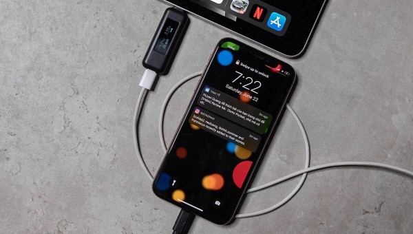 iPhone 11 với viên pin 3110mAh và hỗ trợ sạc nhanh 18W 