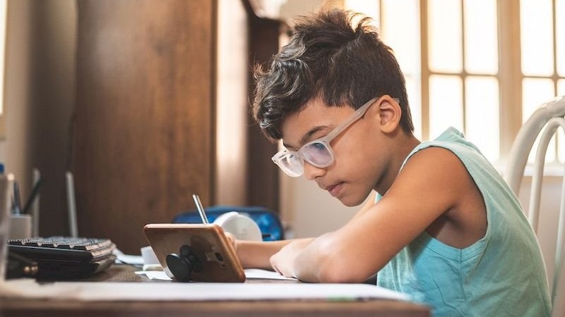 điện thoại cho học sinh lớp 6