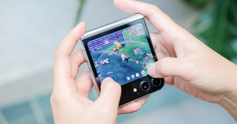 Một số điều thú vị mà bạn có thể làm trên màn hình ngoài của Galaxy Z Flip5