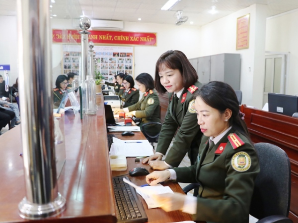 ứng dụng làm hộ chiếu online