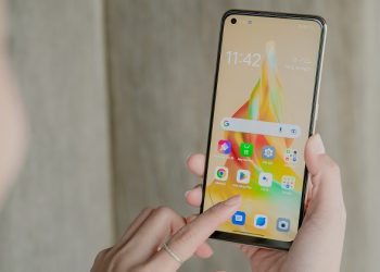 Giải đáp thắc mắc 7 triệu nên mua điện thoại OPPO nào?