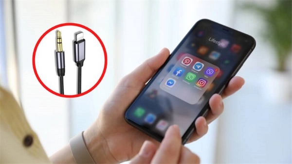 Cách kết nối tai nghe có dây với điện thoại