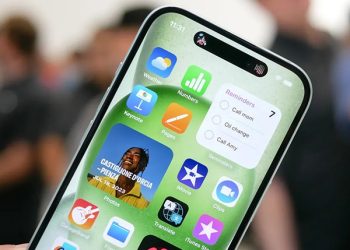 Trải nghiệm nghe gọi hay facetime trên iPhone 15 Series sẽ tối ưu hơn nhờ tích hợp cảm biến tiệm cận trên Dynamic Island