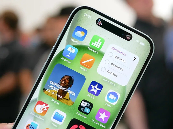 Trải nghiệm nghe gọi hay facetime trên iPhone 15 Series sẽ tối ưu hơn nhờ tích hợp cảm biến tiệm cận trên Dynamic Island