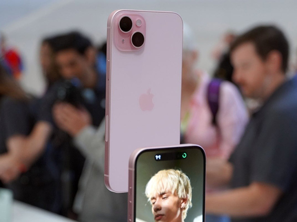 Camera chính của iPhone 15 là 48MP - tăng gấp 4 lần so với thế hệ tiền nhiệm