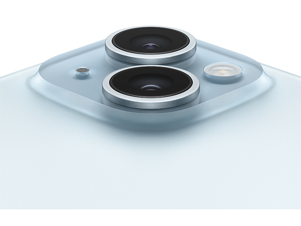 iPhone 15 và iPhone 15 Plus màu Xanh Dương (Blue) khi nhìn từ phía mặt sau, gần vị trí của camera