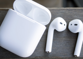 tai nghe Bluetooth không lên nguồn