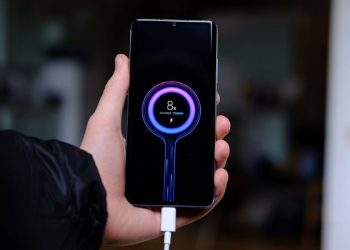 Điện thoại Xiaomi sạc nhanh 120W, công nghệ sạc nhanh 120W là gì?