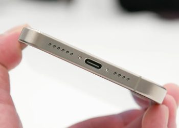 Hình ảnh cổng sạc USB-C trên iPhone 15