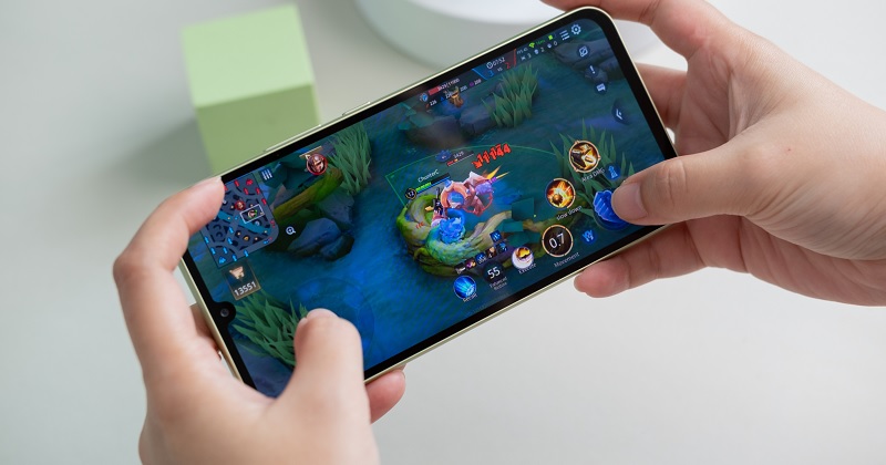 Tháng 11 này, điện thoại Samsung Galaxy A giảm giá xả tồn cuối năm tại Viettel Store, mua ngay kẻo lỡ!