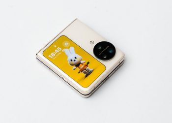 Mách bạn 3 mẹo sử dụng OPPO Find N3 Flip với màn hình ngoài cực thú vị