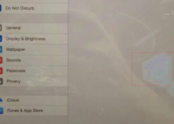 Nguyên nhân màn hình iPad bị phản quang và cách xử lý hiệu quả