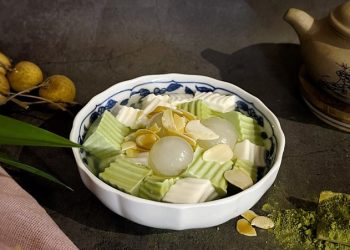 Cách làm chè khúc bạch thơm ngon, mềm mịn, đập tan cái nóng ngày hè