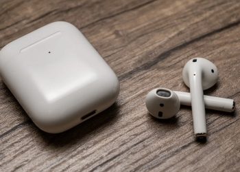 AirPods 2 có chống ồn không? Tính năng này liệu có quá quan trọng với thiết bị?