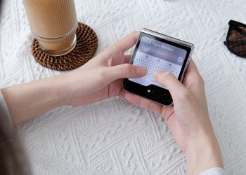 Valentine nên mua smartphone nào?