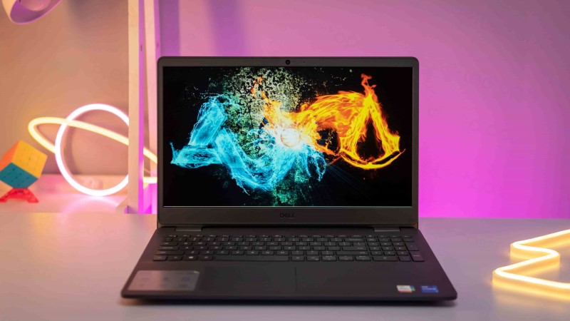 Laptop xách tay là gì? Nên mua Laptop xách tay hay laptop chính hãng?
