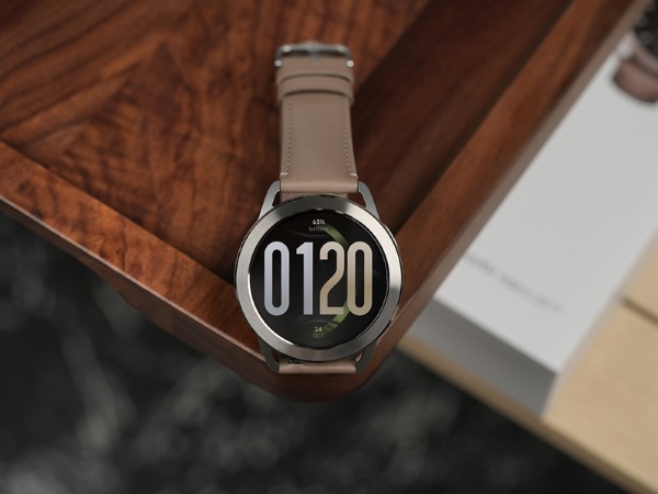 Màn hình Xiaomi Watch S3 với tấm nền AMOLED có thể hiển thị hình ảnh rõ nét