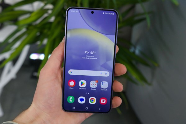 Màn hình hiển thị Dynamic AMOLED 2X.