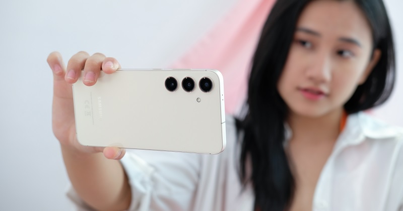 Quốc tế Hạnh phúc – Mua ngay điện thoại cấu hình ngon giá rẻ tại Viettel Store