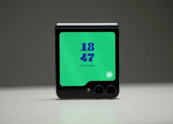 Rò rỉ thông tin về màn hình ngoài Galaxy Z Flip6 sẽ lớn hơn “người tiện nhiệm”