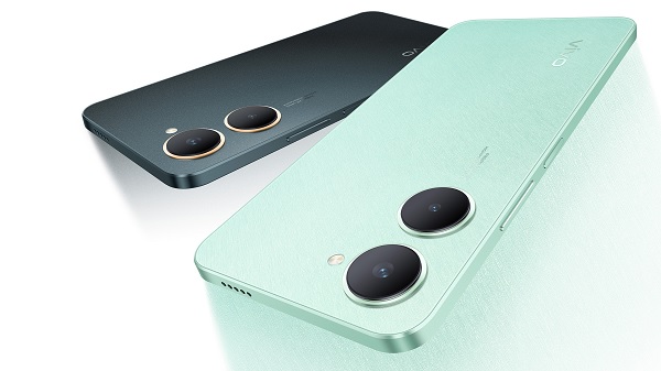 A close-up of a cell phone

Description automatically generated