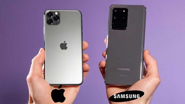 A hand holding a cell phone

Description automatically generated