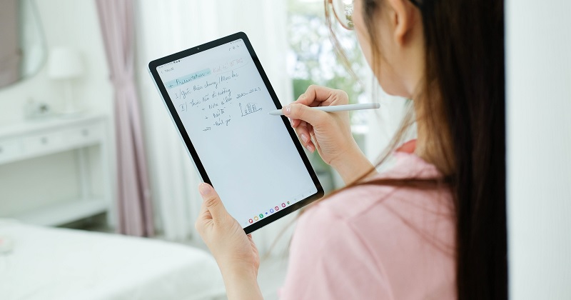 Biến mọi nơi thành không gian học và giải trí đa nhiệm với Galaxy Tab S6 Lite 2024