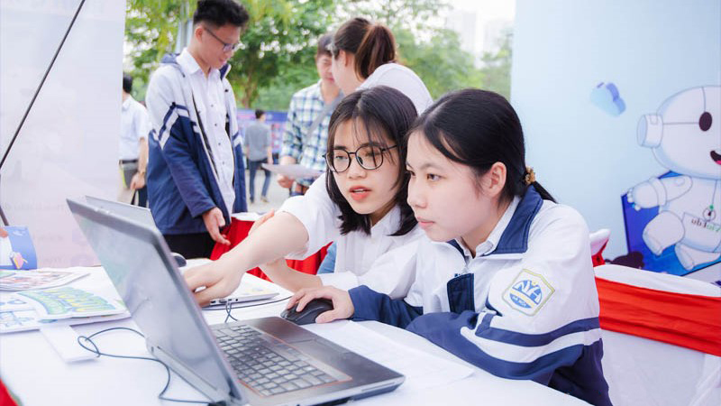 app giải toán trên máy tính miễn phí