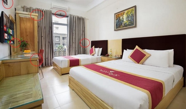 A room with two beds

Description automatically generated