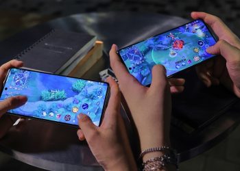 Có nên mua TECNO CAMON 30 trong thời điểm này không?