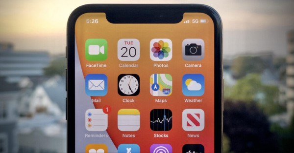 iPhone 11 Pro có pin 3046 mAh và sạc nhanh 18W