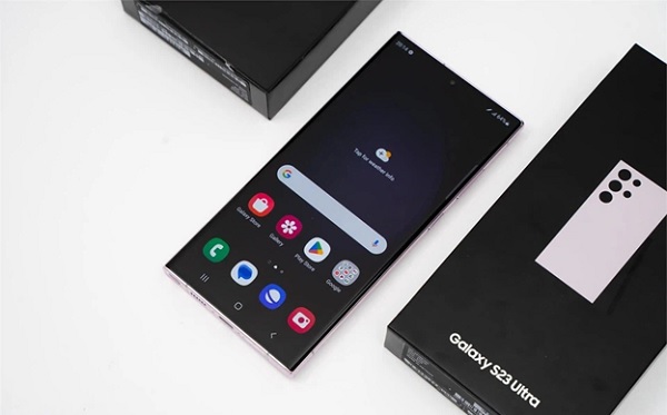 A cell phone with a screen on it

Description automatically generated